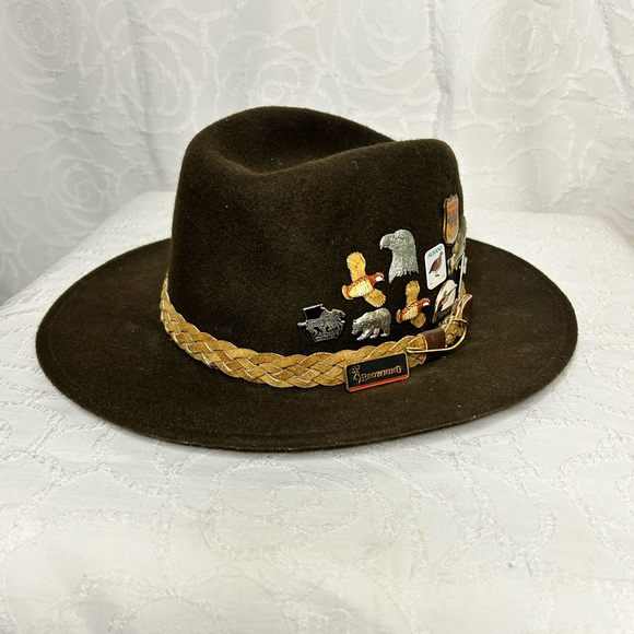 Orvis Other - ORVIS Dark Brown Fedora Hat w/ Braided Leather Band several fishing hunting pins